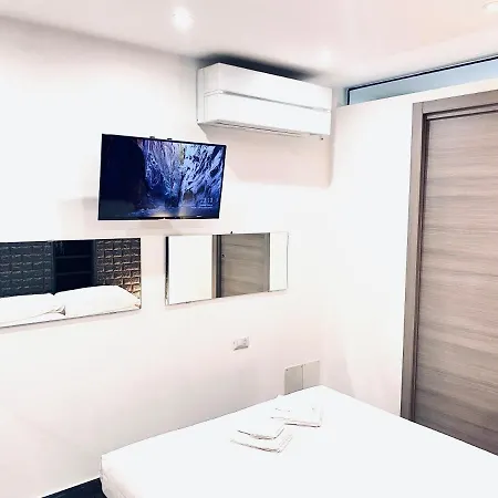 Residenza Toraldo * Rome